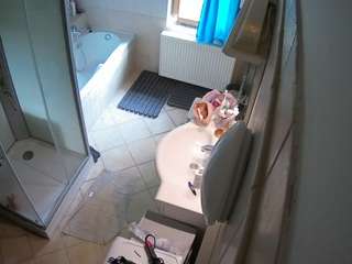 Julmodels Bathroom 2nd Floor-2